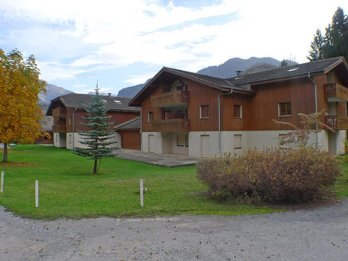 Appartement Confortable Avec Piscines, Terrasse Et Parking A Samoens - Fr-1-629-100 Buitenkant foto